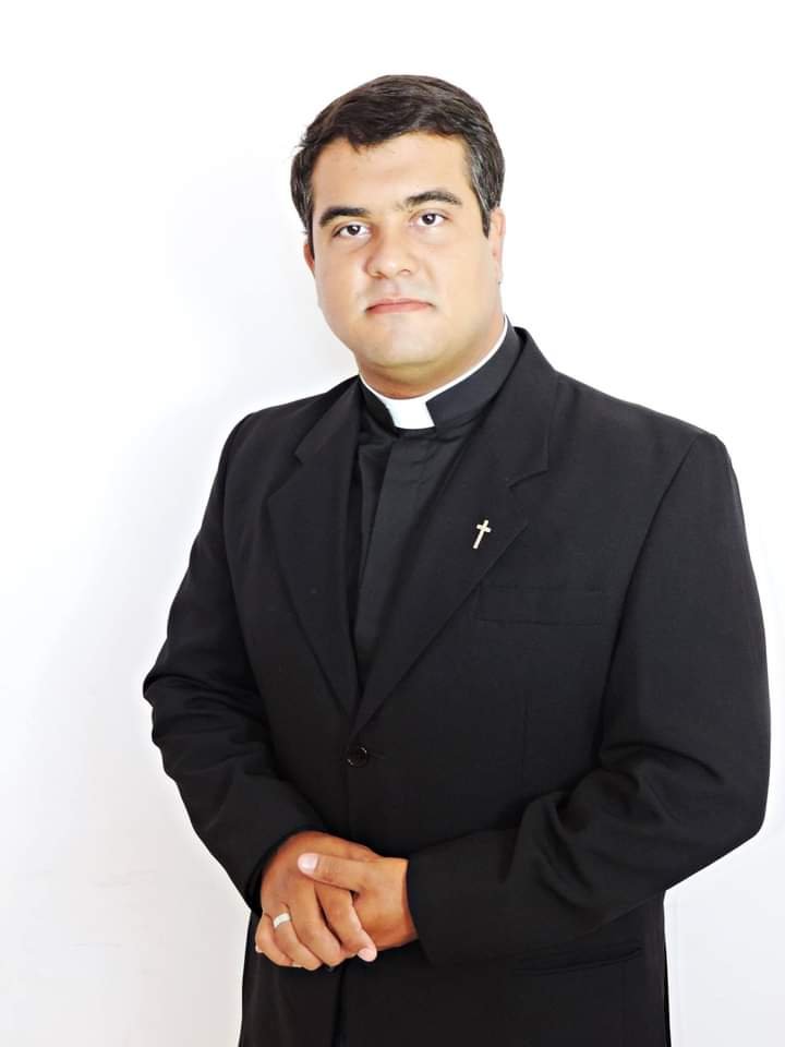 Read more about the article Câmara agenda entrega do Título de Cidadão Honorário de Barretos ao Padre Thiago Freitas dos Reis, da Igreja do Bom Jesus